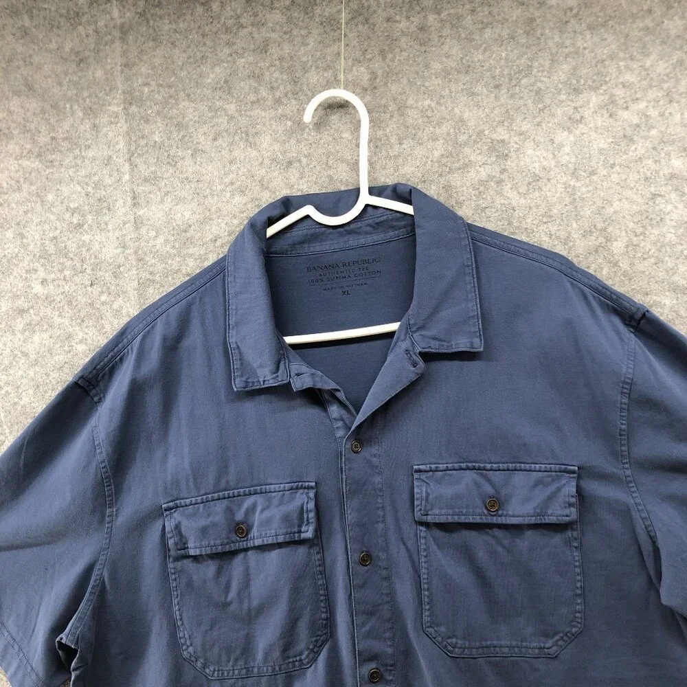 Banana Republic Authentic Tee Mens XL Supima Cotton Blue Short Sleeve‎ Button